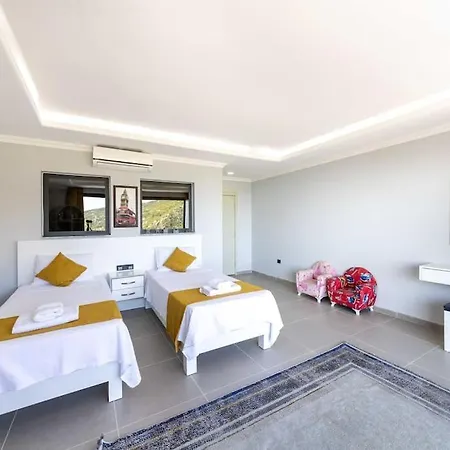 Doga Icerisinde Lueks Rose * Kaş