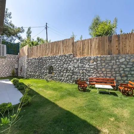 Vilă Doga Icerisinde Lueks Rose Kaș